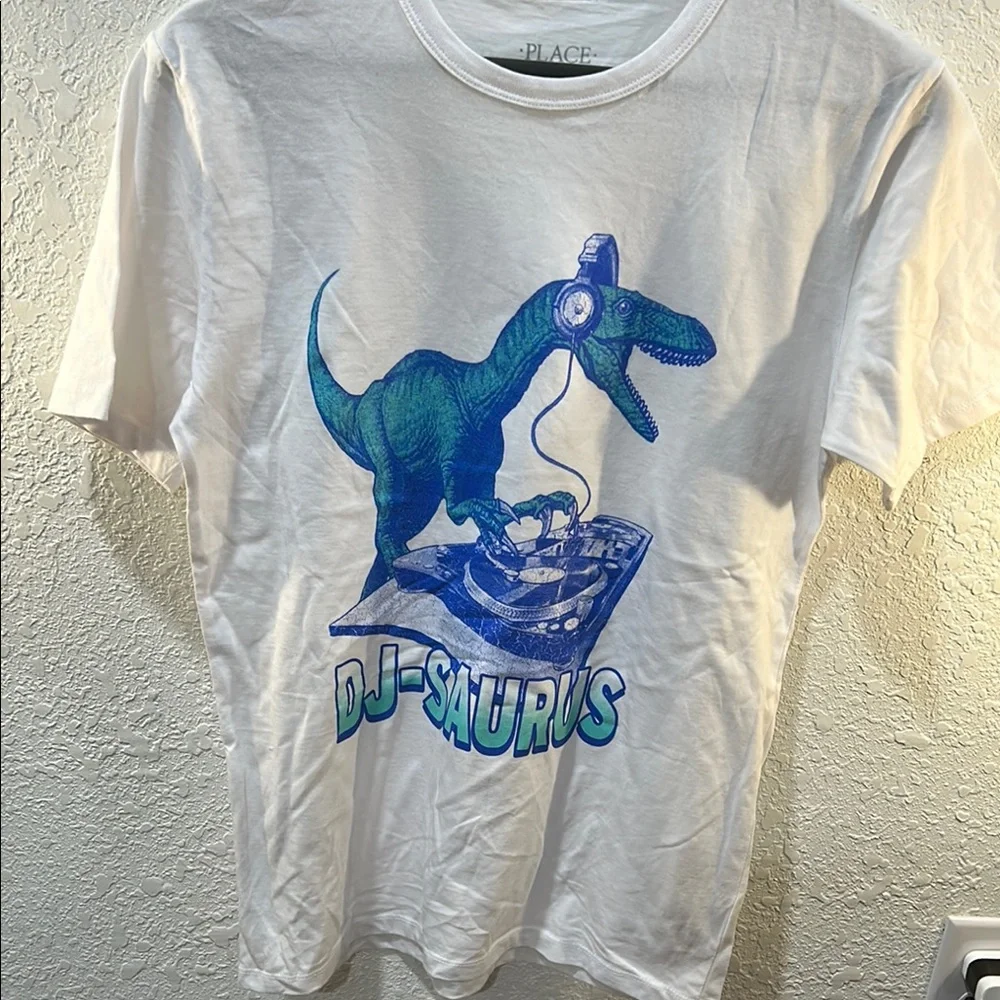 The children’s place White T-Shirt with Dinosaur DJ Graphic size XL 14 NWT